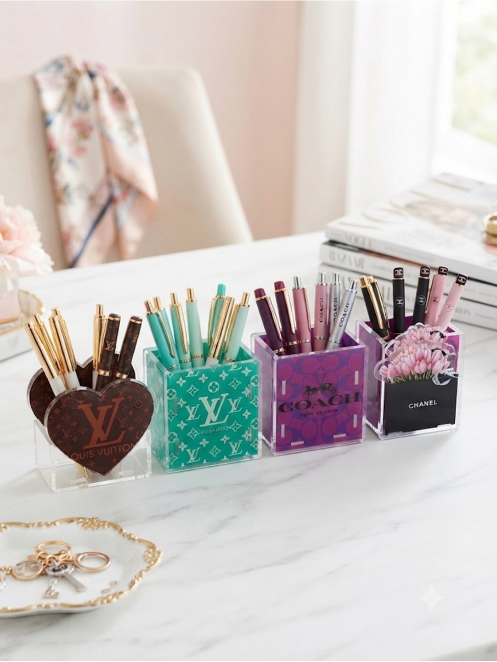 Luxury-Inspired Acrylic Pen Organizer for desk